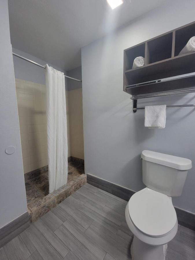 King Room,1371332900:JPEG